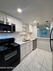 9554 RIDGE Boulevard, Jacksonville, FL 32208