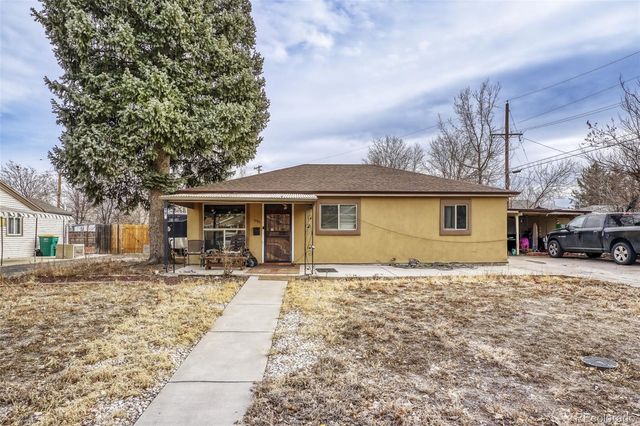 990 Toledo Street, Aurora, CO 80011