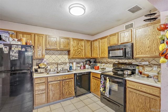 990 Toledo Street, Aurora, CO 80011