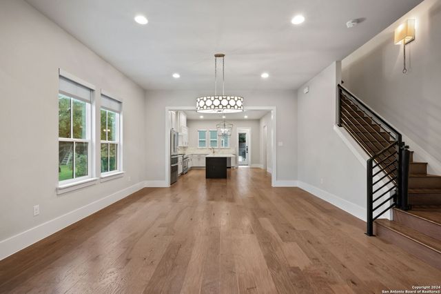 315 HICKMAN, Boerne, TX 78006