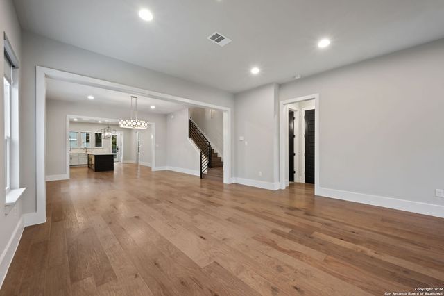315 HICKMAN, Boerne, TX 78006