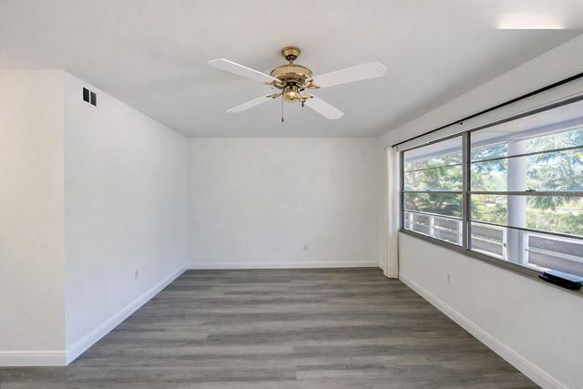 911 WASHINGTON AVENUE 209, Largo, FL 33770
