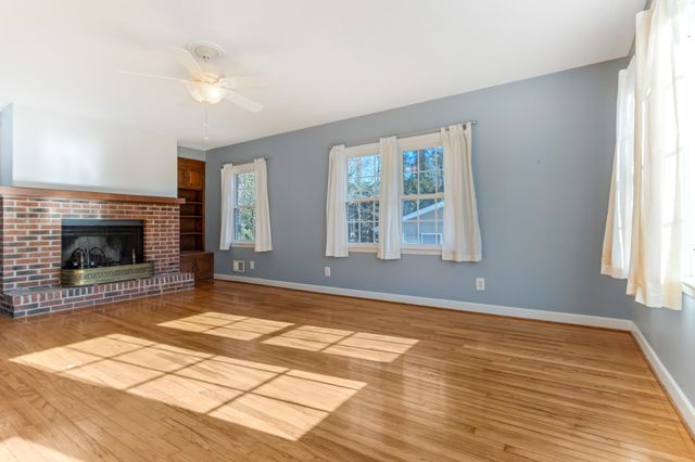 233 Loring Street, Spartanburg, SC 29302