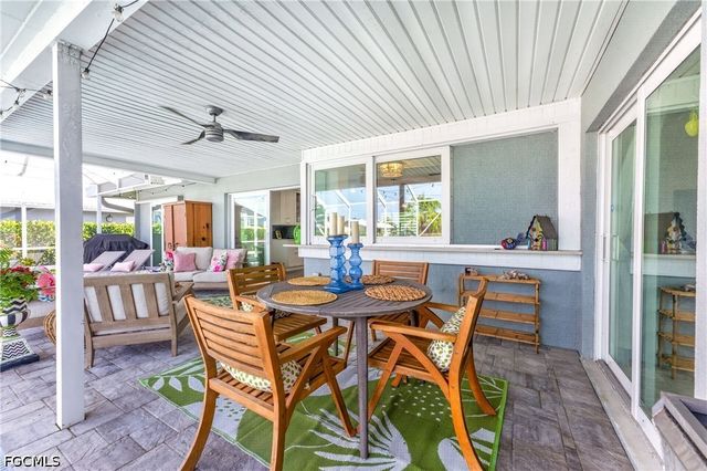 321 Capri Isles CT, Punta Gorda, FL 33950