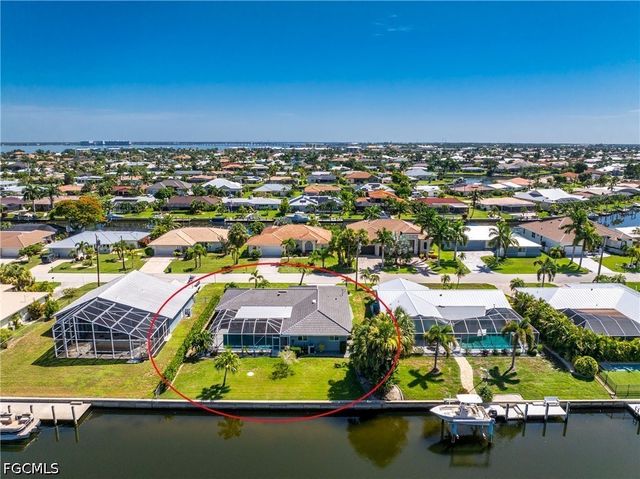 321 Capri Isles CT, Punta Gorda, FL 33950