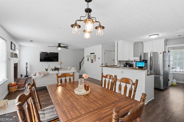 562 Brewer Drive, Locust Grove, GA 30248