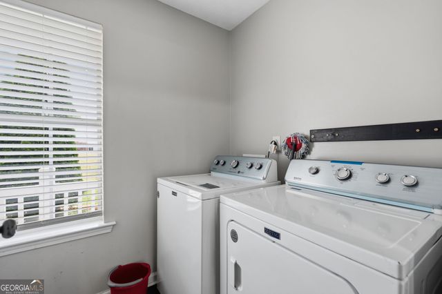 562 Brewer Drive, Locust Grove, GA 30248