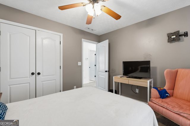 562 Brewer Drive, Locust Grove, GA 30248