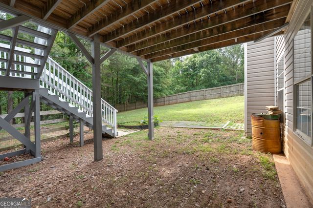 562 Brewer Drive, Locust Grove, GA 30248