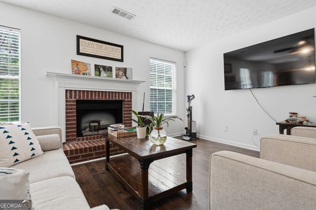 562 Brewer Drive, Locust Grove, GA 30248