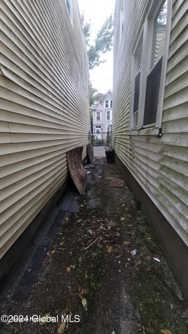 316 Second Street, Albany, NY 12206