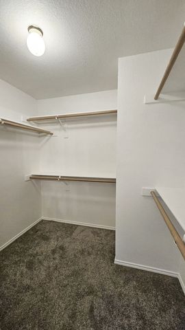 1025 Vaden Avenue, Burleson, TX 76028