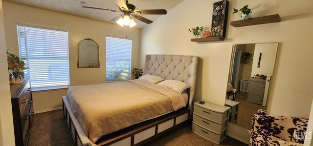 6305 Wolfe Creek Drive, Bakersfield, CA 93306
