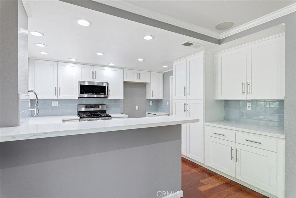 Image 15 of property listing at 36393 Provence, Murrieta, CA 92562