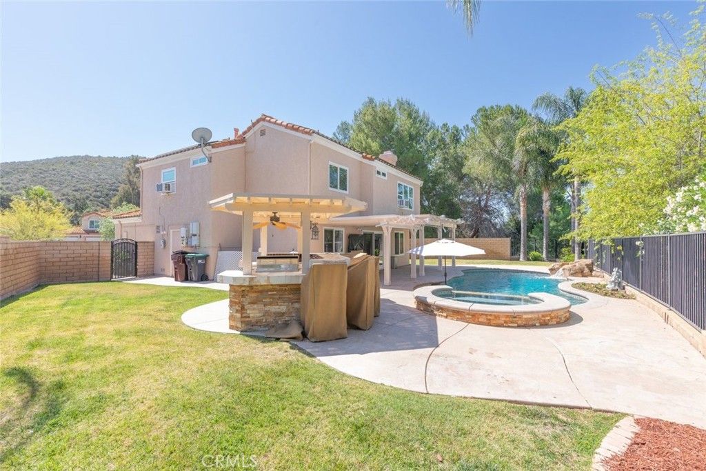 Image 29 of property listing at 36393 Provence, Murrieta, CA 92562