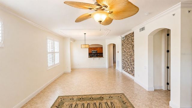 6552 MOORINGS POINT CIRCLE 102, Lakewood Ranch, FL 34202