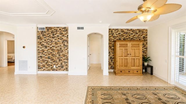 6552 MOORINGS POINT CIRCLE 102, Lakewood Ranch, FL 34202