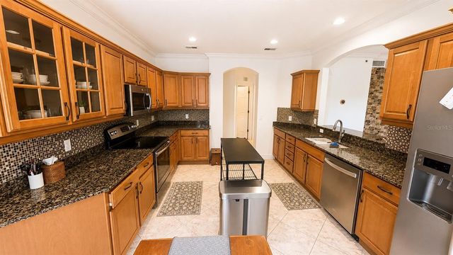 6552 MOORINGS POINT CIRCLE 102, Lakewood Ranch, FL 34202