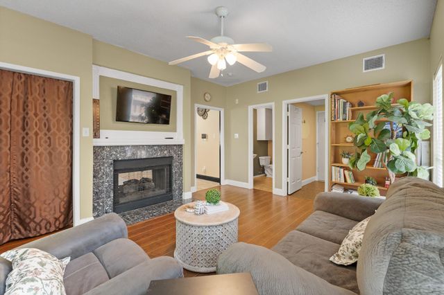 6000 Red Fern Drive, Arlington, TX 76001