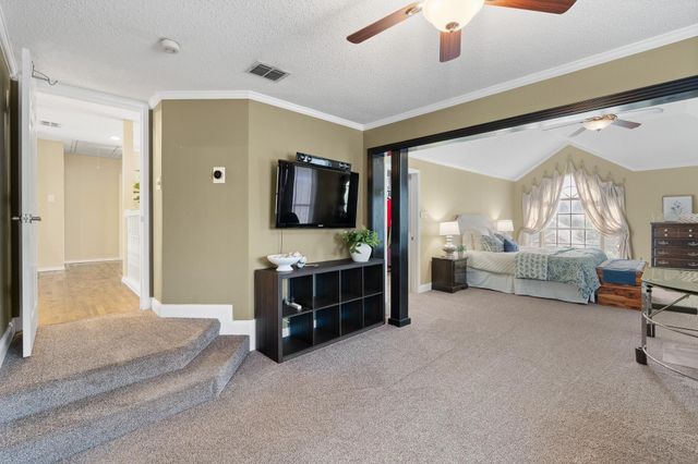 6000 Red Fern Drive, Arlington, TX 76001