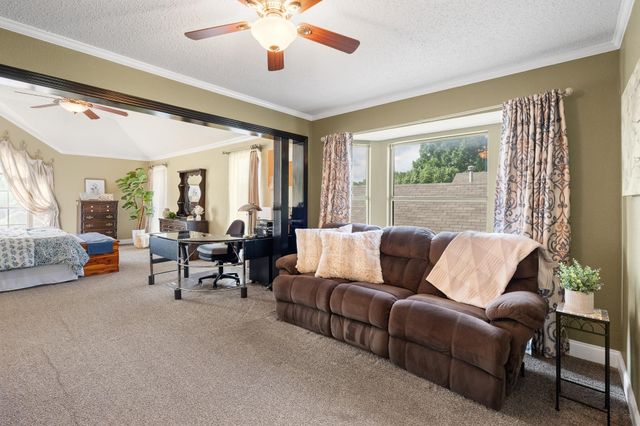 6000 Red Fern Drive, Arlington, TX 76001