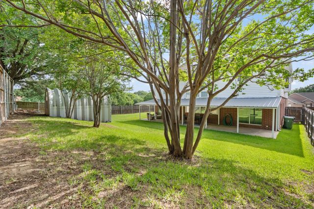 6000 Red Fern Drive, Arlington, TX 76001