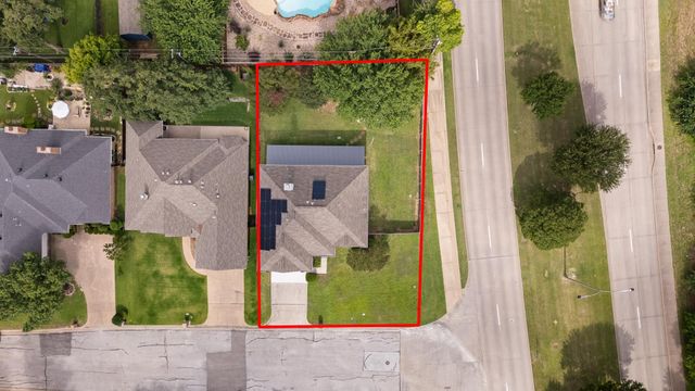 6000 Red Fern Drive, Arlington, TX 76001
