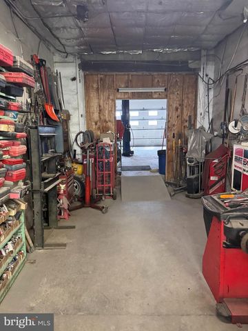 8257 FRANKFORD AVE, Philadelphia, PA 19136