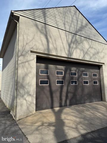 8257 FRANKFORD AVE, Philadelphia, PA 19136