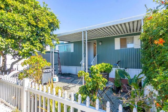 1010 E Bobier, Vista, CA 92084