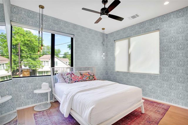 52 Waller ST A, Austin, TX 78702