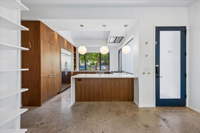 52 Waller ST A, Austin, TX 78702