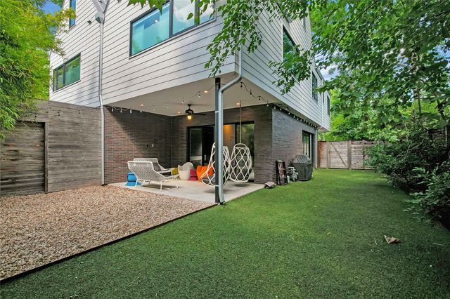 52 Waller ST A, Austin, TX 78702