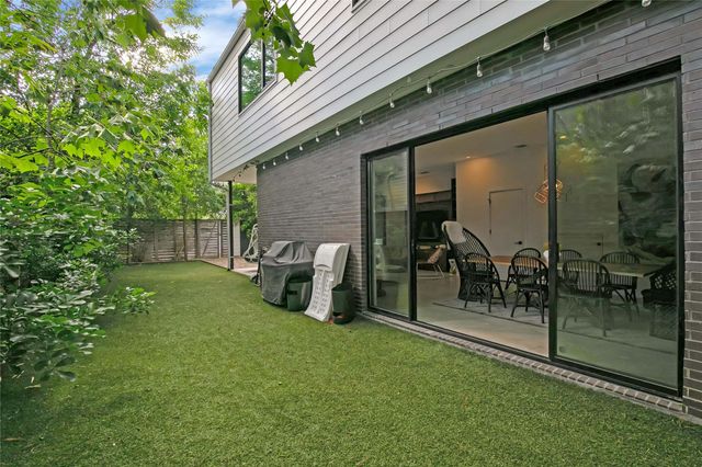 52 Waller ST A, Austin, TX 78702