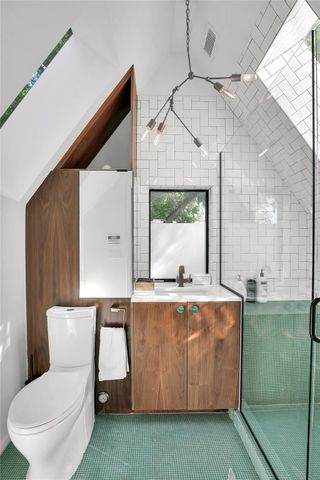 52 Waller ST A, Austin, TX 78702
