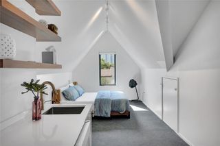 52 Waller ST A, Austin, TX 78702