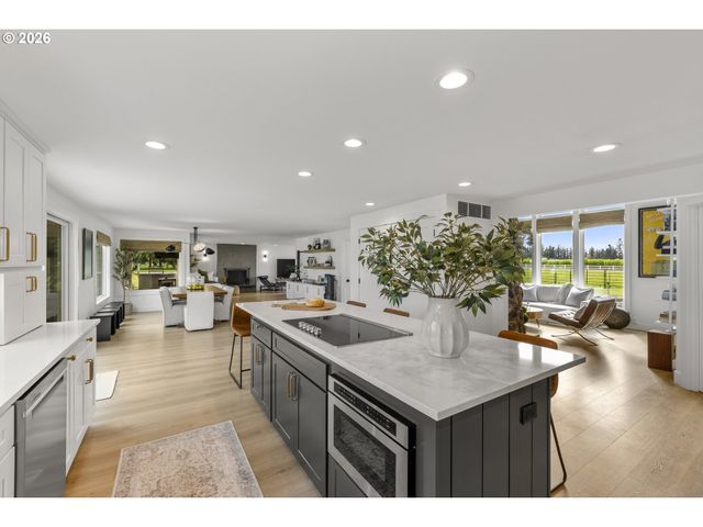32320 S NEEDY Rd, Canby, OR 97013