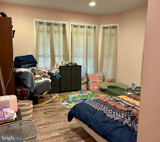 242 LORRAINE AVE, Buena, NJ 08310