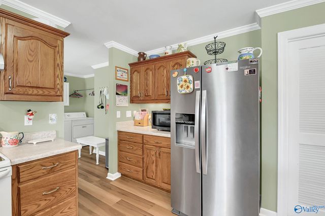 2006 Shady Grove Lane SW, Decatur, AL 35603