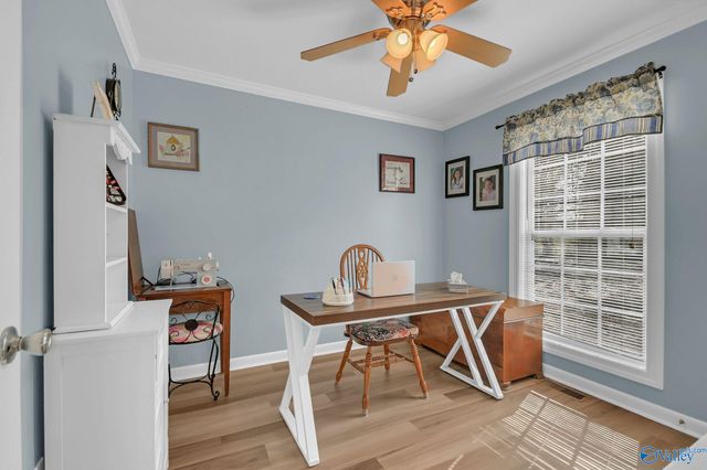 2006 Shady Grove Lane SW, Decatur, AL 35603