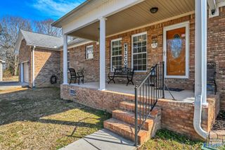 2006 Shady Grove Lane SW, Decatur, AL 35603
