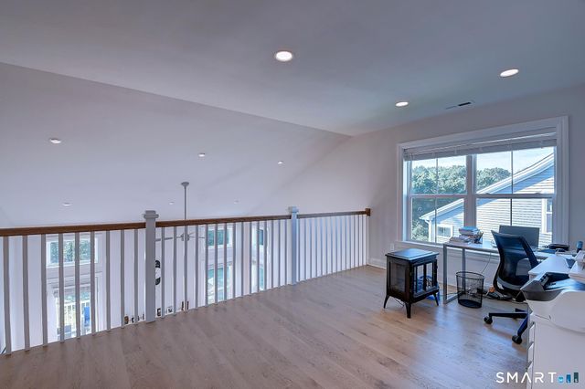74 Shea Circle, Cheshire, CT 06410