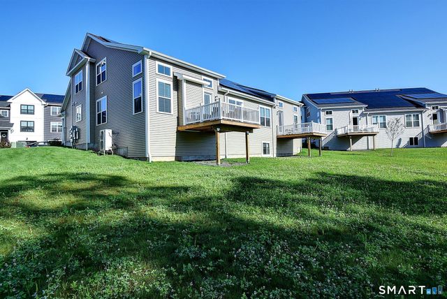 74 Shea Circle, Cheshire, CT 06410