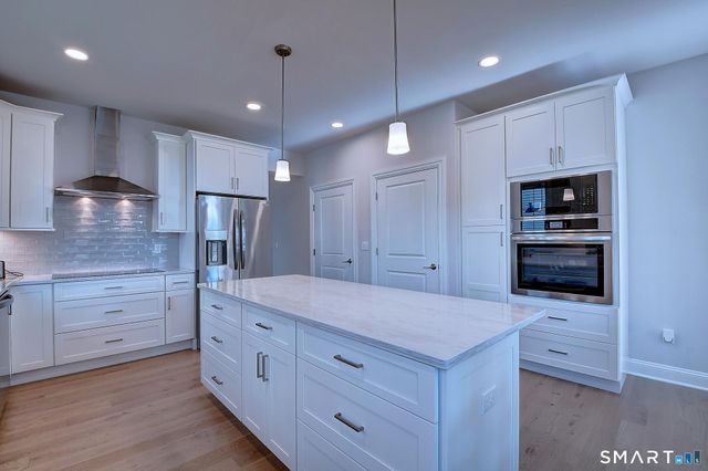 74 Shea Circle, Cheshire, CT 06410