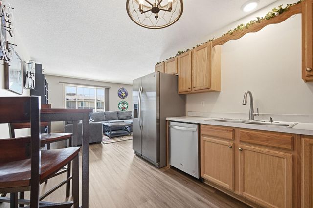 1579 County Road D E E, Maplewood, MN 55109