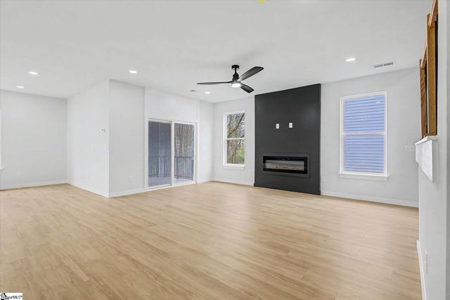 6 Mckinley Drive, Greenville, SC 29611