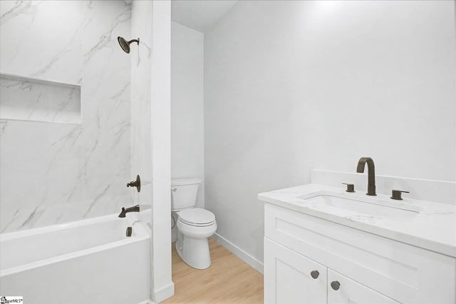 6 Mckinley Drive, Greenville, SC 29611