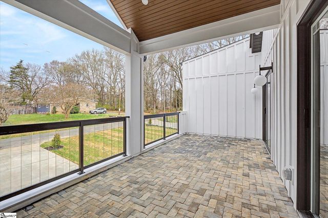 6 Mckinley Drive, Greenville, SC 29611