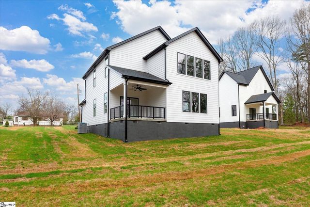 6 Mckinley Drive, Greenville, SC 29611