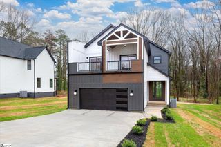 6 Mckinley Drive, Greenville, SC 29611